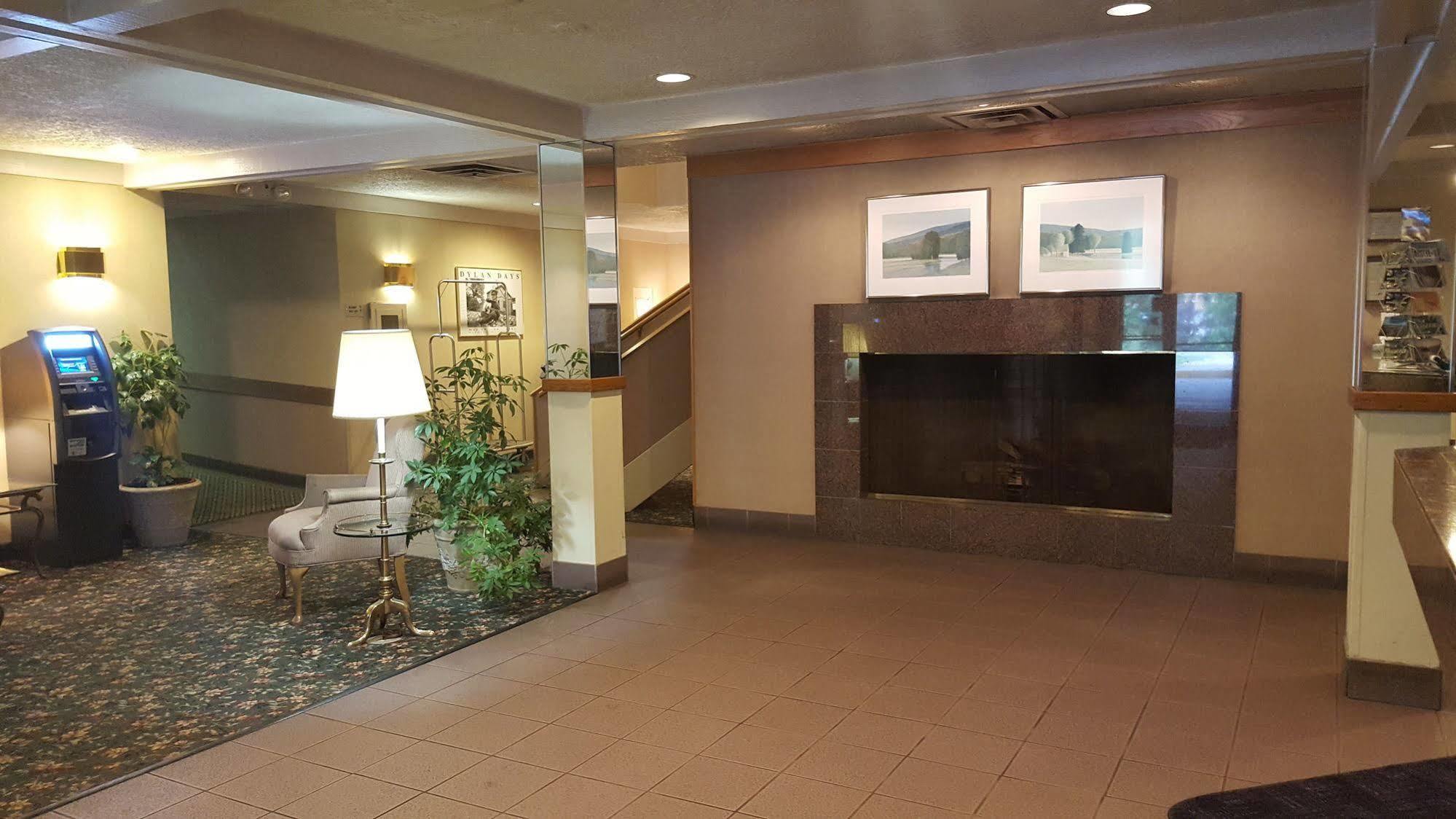 Hibbing Park Hotel Exteriör bild